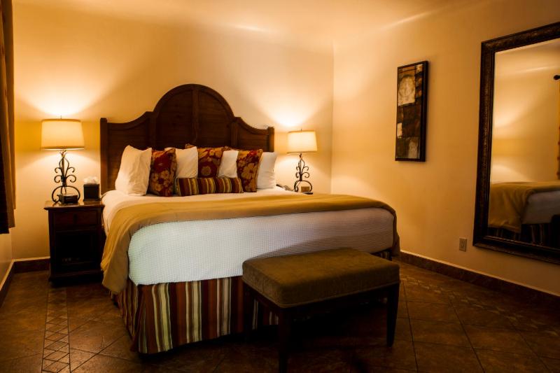 Los Arboles Hotel - image 43