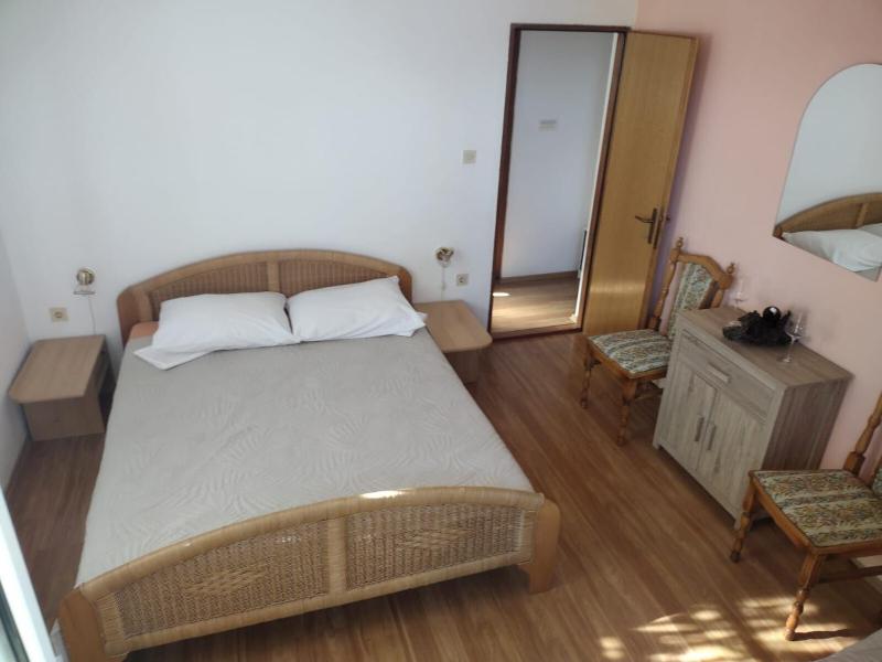 Apartment Franjo - image 11