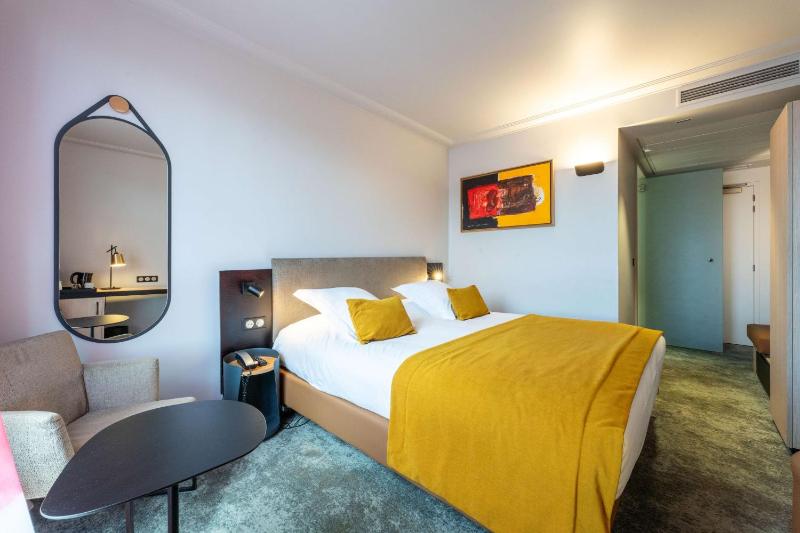   Cosy Double Room image 4