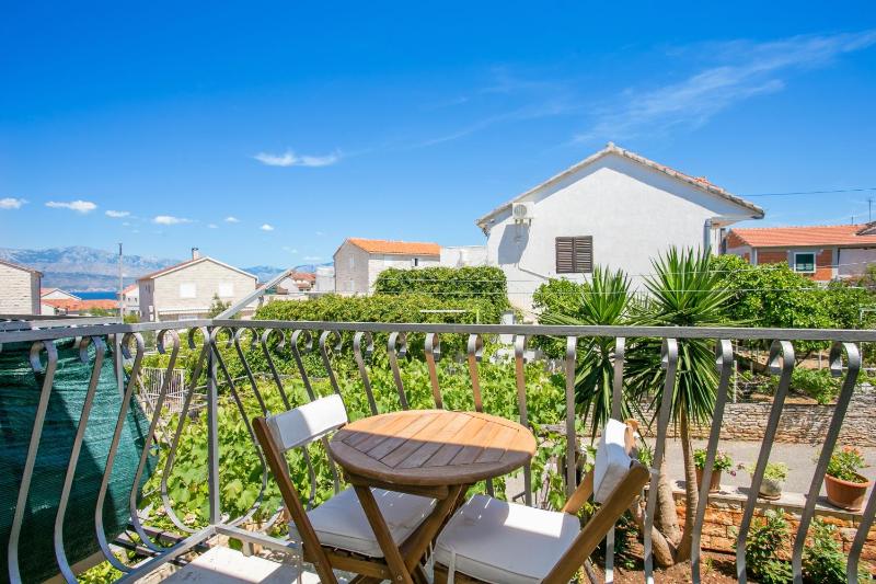 Apartments and rooms with parking space Supetar Brac - 5658 - image 20