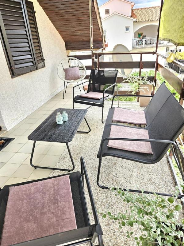 Two-Bedroom Apartment with Terrace image 3