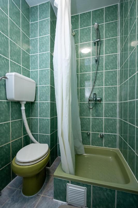 Double Room with Balcony image 3