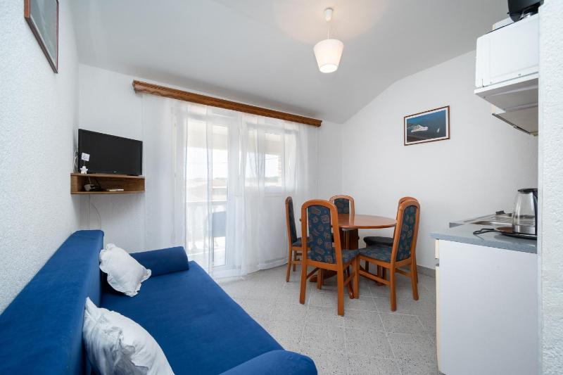 Two-Bedroom Apartment with Balcony image 1