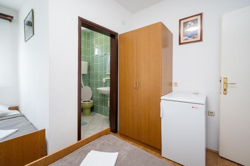 Triple Room image 4
