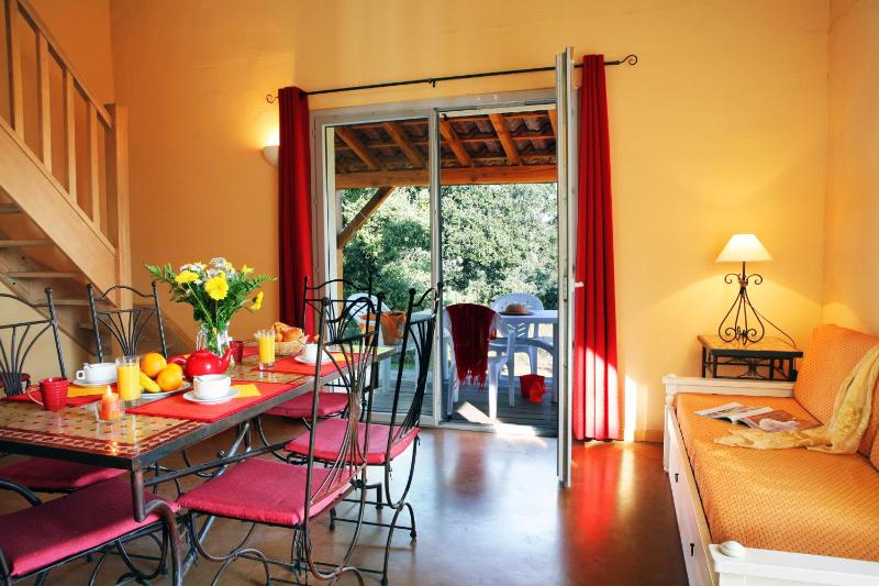 Two-Bedroom house (6 persons) image 1