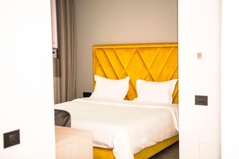CM111Apparthotel - image 9