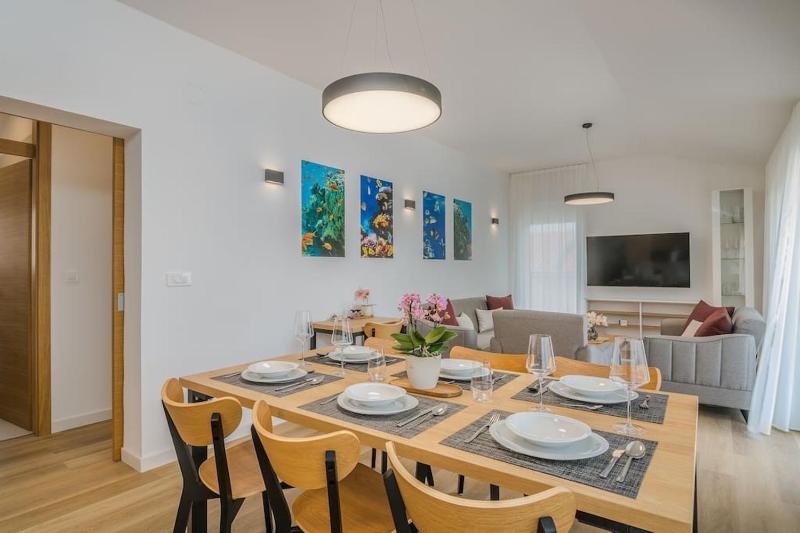 Modern apartment Marko with Sea View - image 7