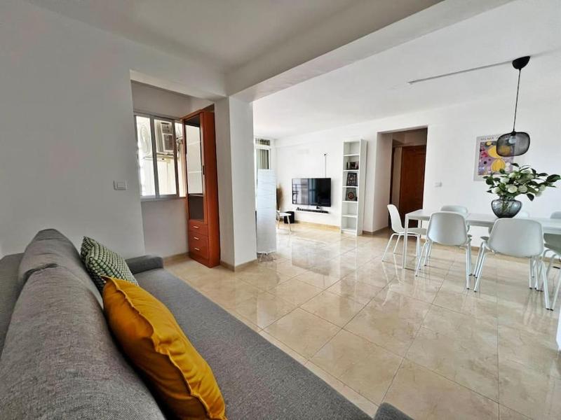Luminoso y magnífico apartamento de playa - image 18
