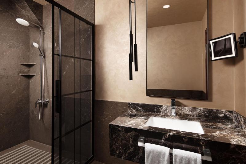 Galata House Standard image 2