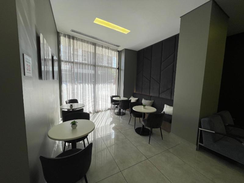 Polana Plaza Hotel - image 9