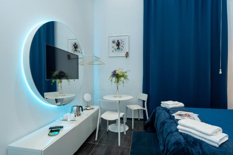 Superior Double Room image 1