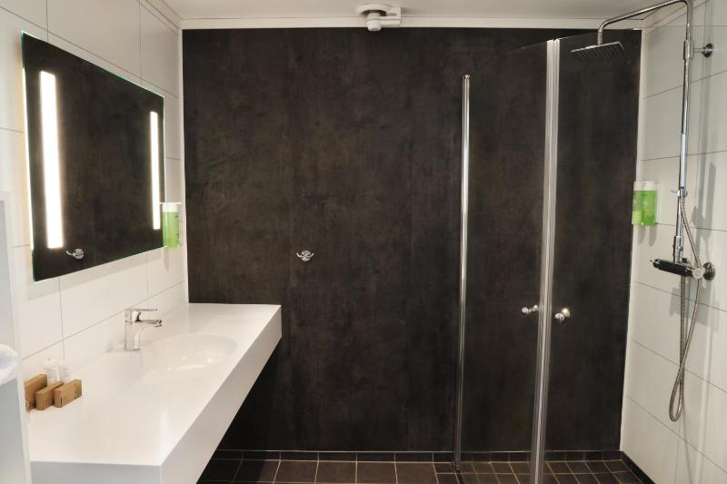 Superior Double Room image 4