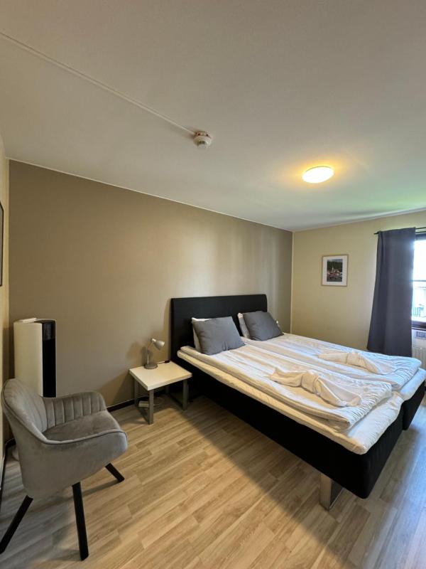 Budget Twin Room image 1