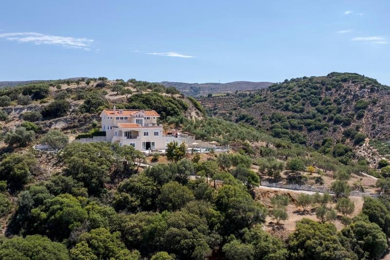 Villa with Private Pool image 2