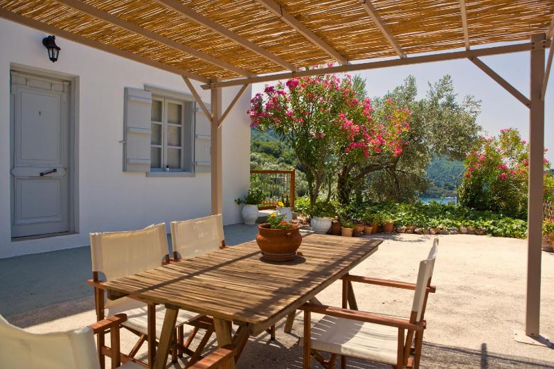 Skalopati Studios & Villa - image 50