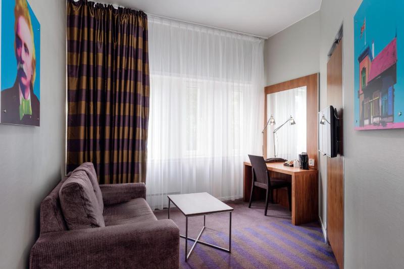 Superior Double Room image 1