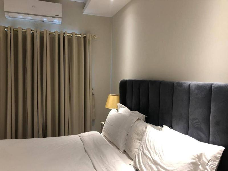 The Opus Residences 2-Bed Apartment Gulberg - image 6