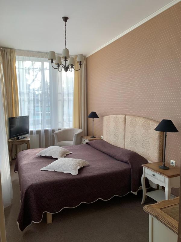 Standard Double Room image 1