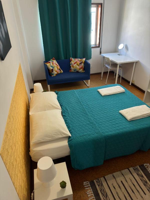 Pilar Hostel - Rua de Santa Catarina - Porto - image 13