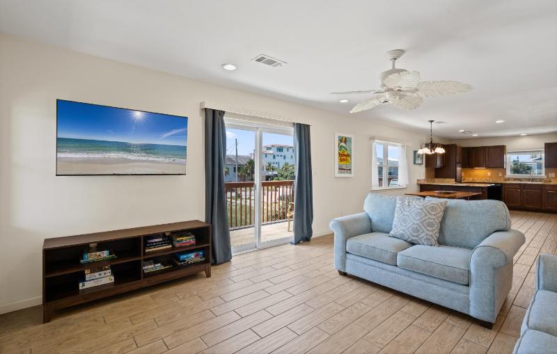Keepin' It Reel Beach House - image 22