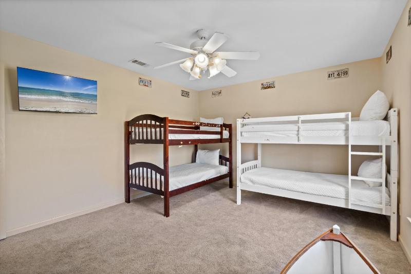 Keepin' It Reel Beach House - image 36