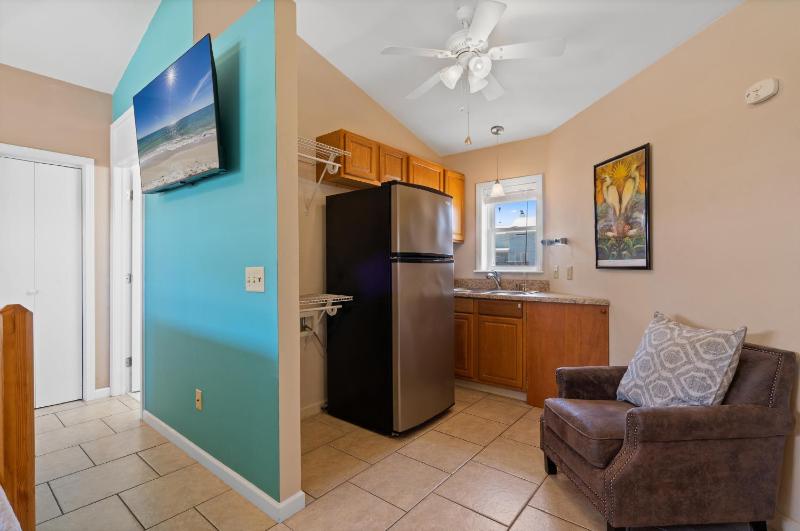 Keepin' It Reel Beach House - image 40