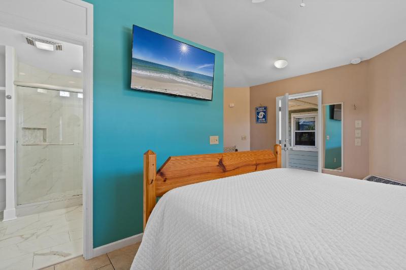 Keepin' It Reel Beach House - image 26