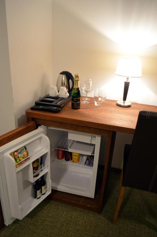 Standard Triple Room image 3