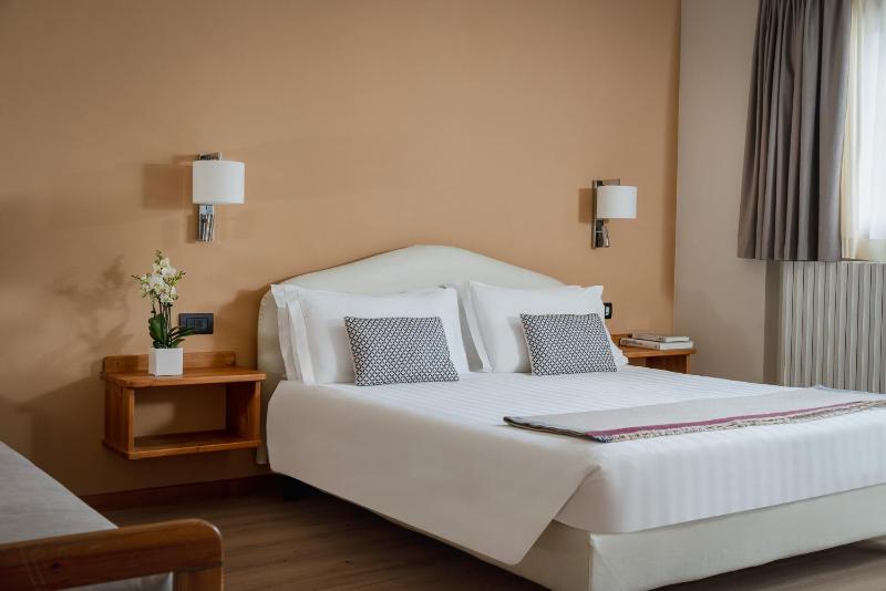 Junior Suite image 4