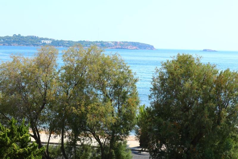 Double Room with Sea View image 2