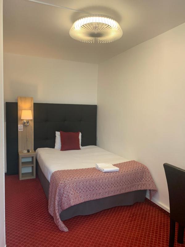 Superior Single Room image 2
