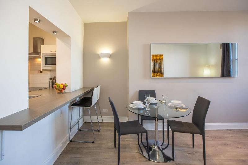 Temple Bar Essex Apartments - image 6