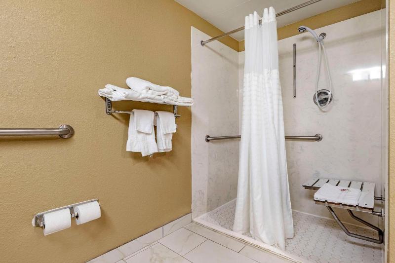 King Room - Disability Access/Non-Smoking image 2