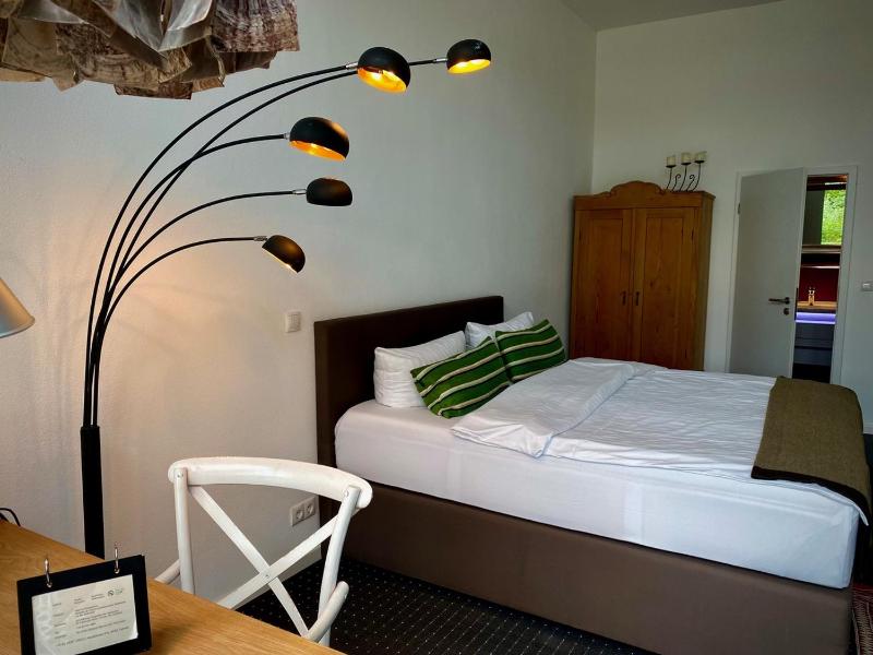 Triple Room with Bathroom image 2