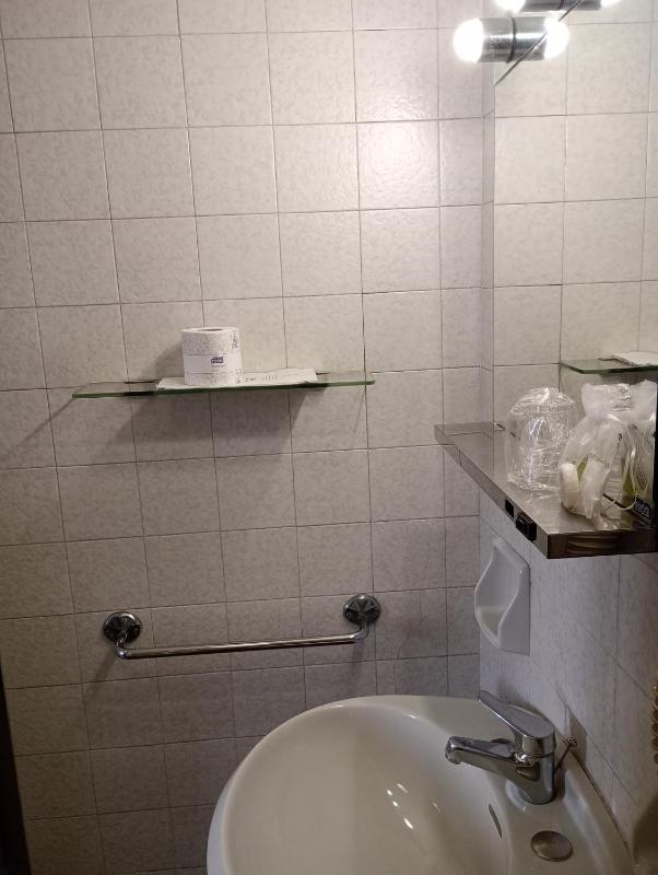 Single Room image 2
