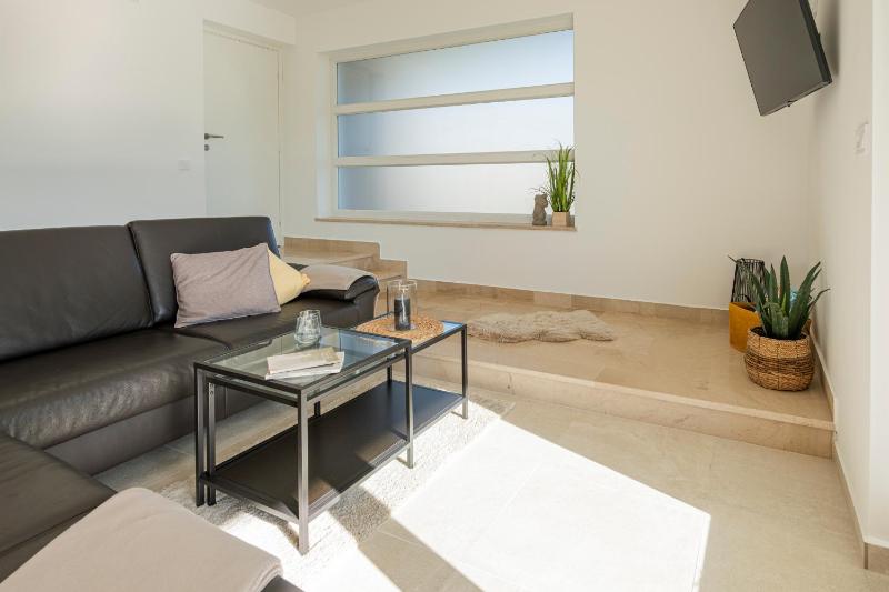 Apartments Silvana by EL-PI TOURS - image 12