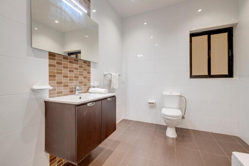 Premier Seafront Living: Ultra-Luxury in Sliema - image 15
