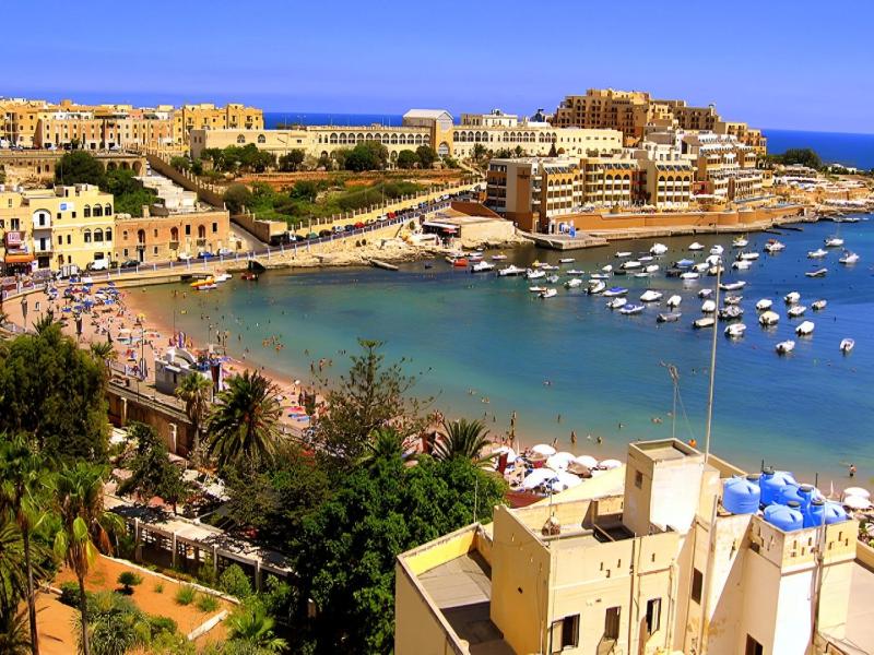 Premier Seafront Living: Ultra-Luxury in Sliema - image 11
