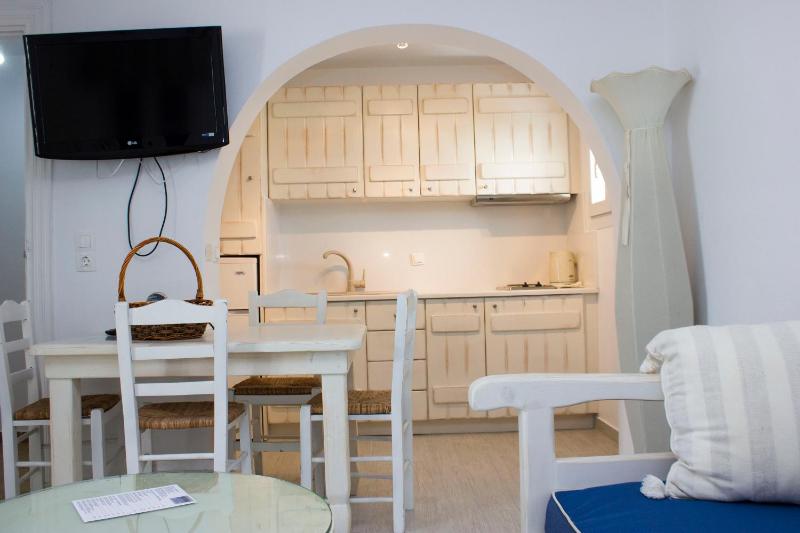 Two-Bedroom Apartment (6 Adults) image 4