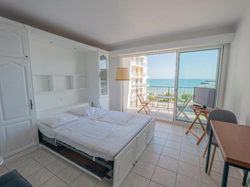 Studio 2 pers accès plage direct balcon - FR-1-197-584 - image 6