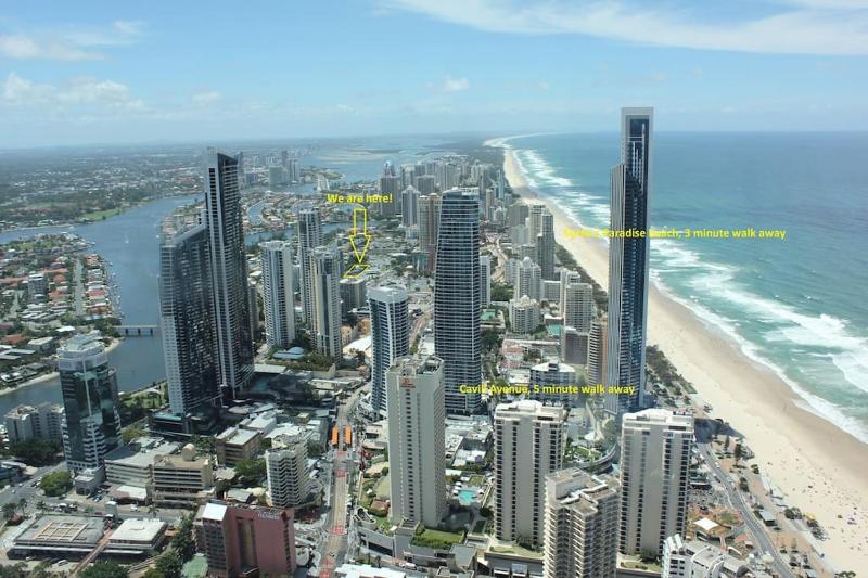 The Palm - Best Location in Surfers Paradise - image 15