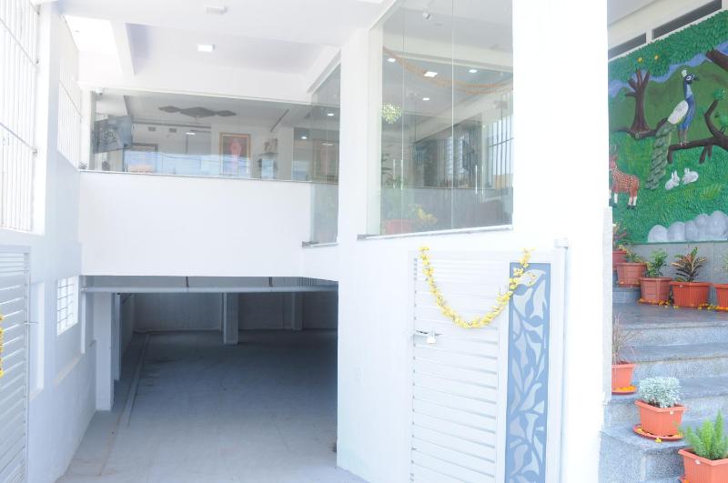 Amma Inn Elegance Suites and Apartments - image 4