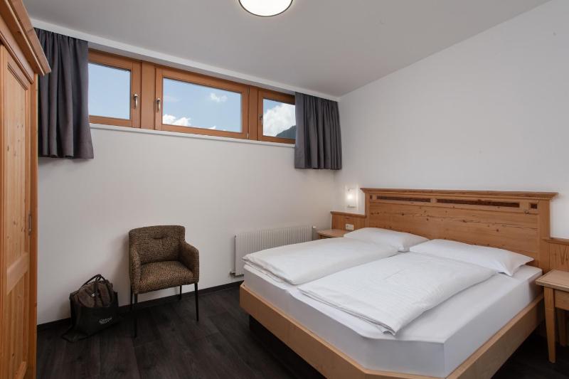 Two-Bedroom Apartment (6 Adults) image 4