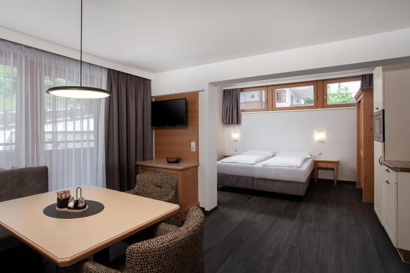 Two-Bedroom Apartment (6 Adults) image 2