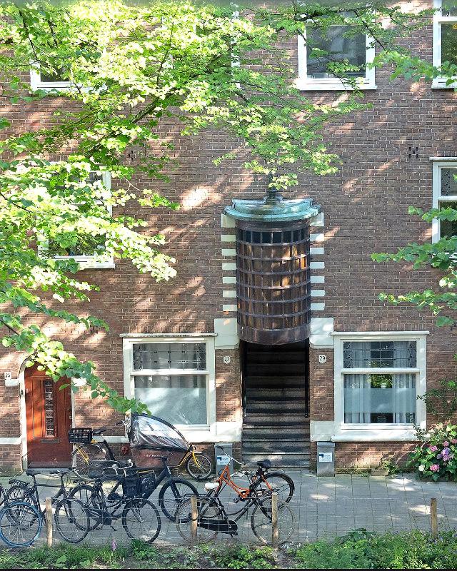 Beautiful room in Authentic Amsterdam Apartment RAI - image 2