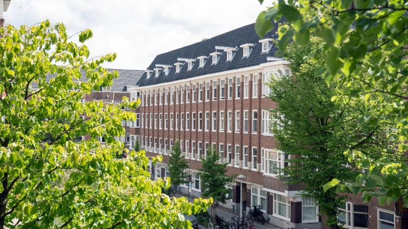 Beautiful room in Authentic Amsterdam Apartment RAI - image 12