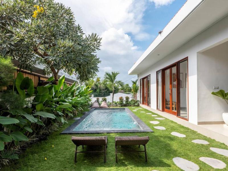 Brand new designer Canggu Villa - image 10