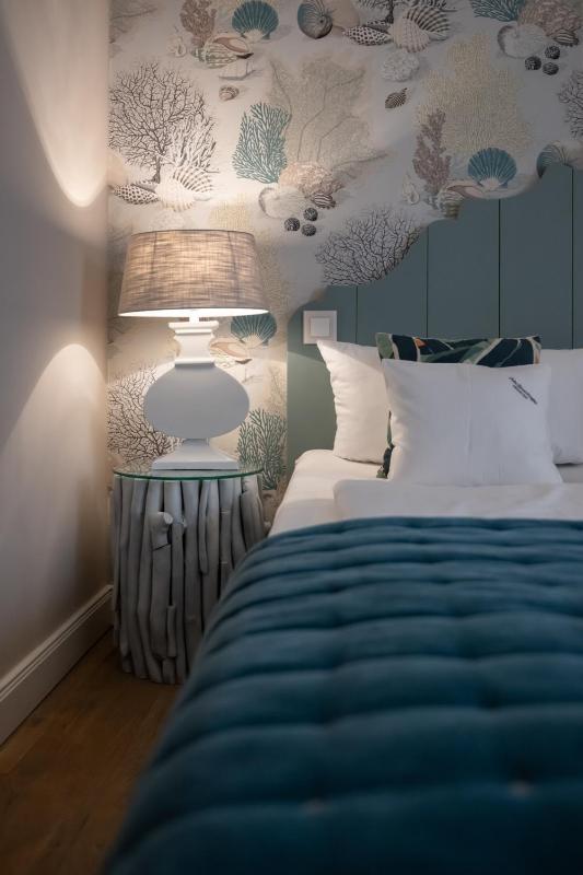 Suite -4 Guests image 3