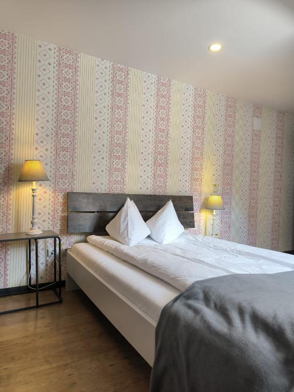 Six-Bedroom Villa (14 persons)  image 3