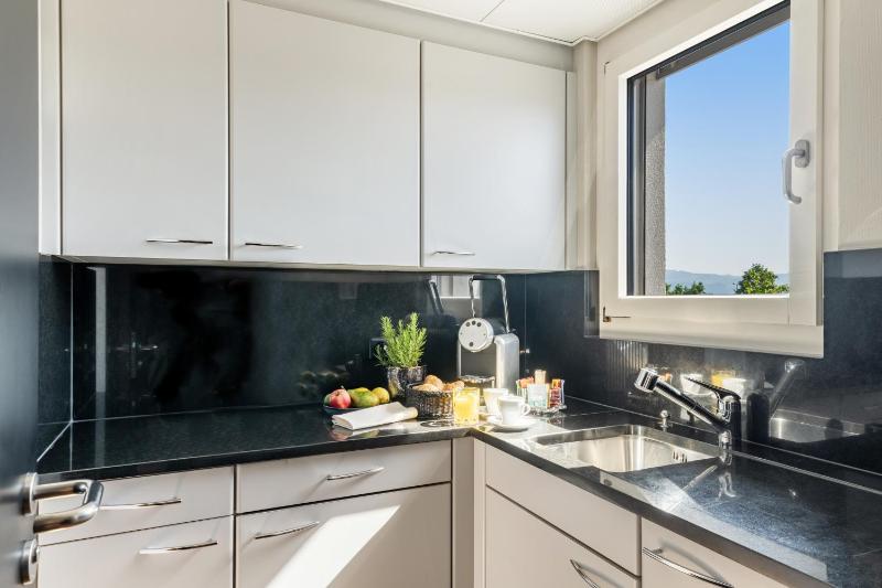 Penthouse Suite image 3